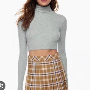 Sunday Best Gray Crop Top